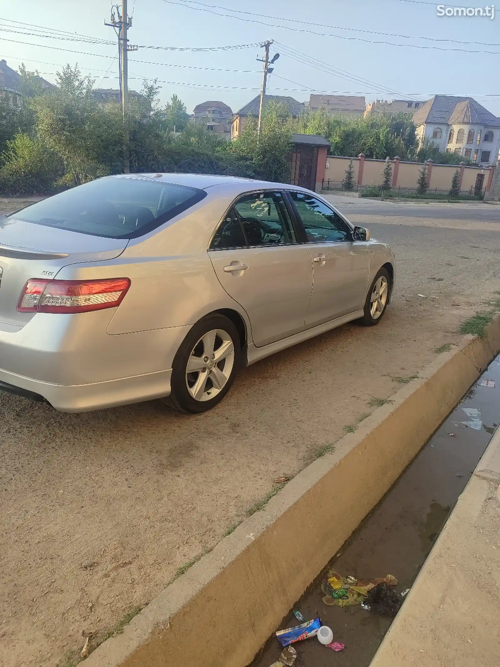 Toyota Camry, 2010-3