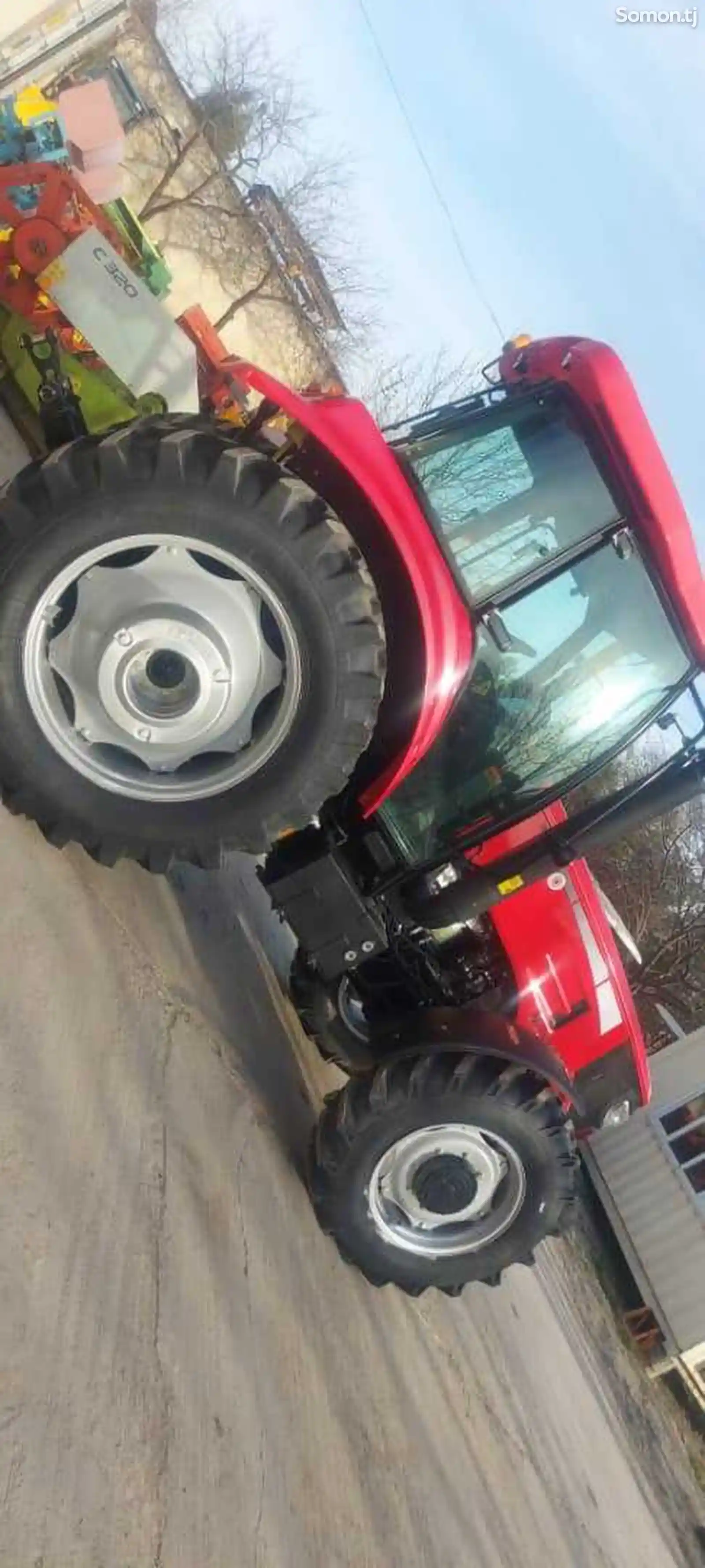 Трактор YTO 1404-7