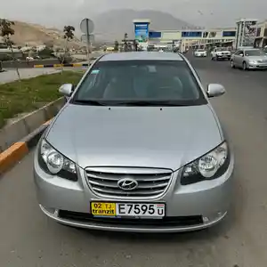 Hyundai Avante, 2010