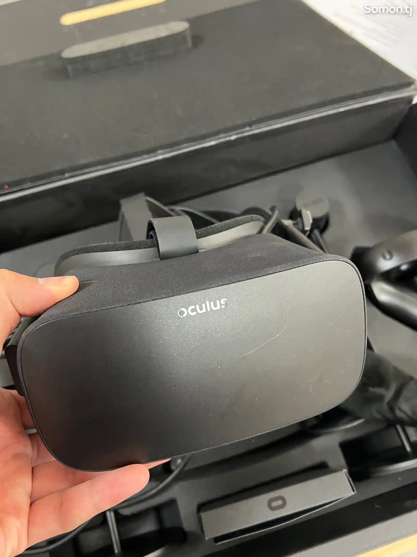 Очки виртуальной реальности Oculus-1