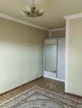 5-комн. квартира, 4 этаж, 100 м², А. Ҷоми-3