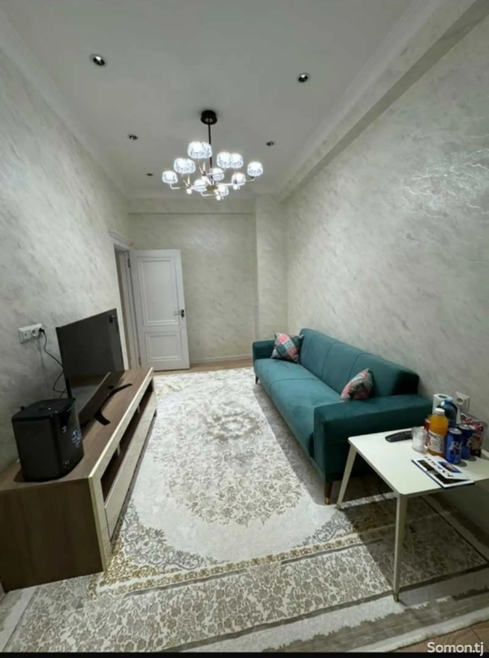 2-комн. квартира, 3 этаж, 65м², Исмоили Сомони-1