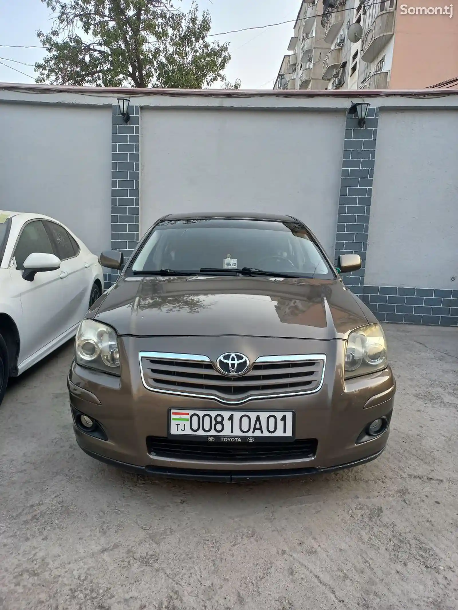 Toyota Avensis, 2004-5