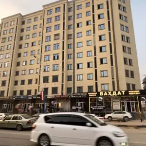 2-комн. квартира, 10 этаж, 73 м², Карасинка назди хайкали модар