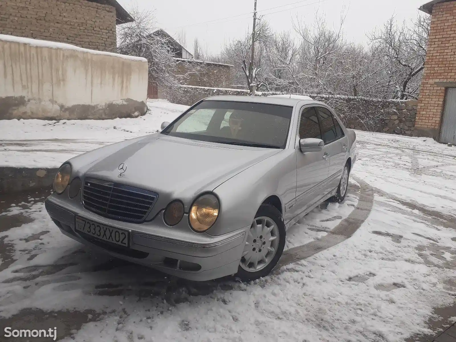 Mercedes-Benz E class, 2000-1