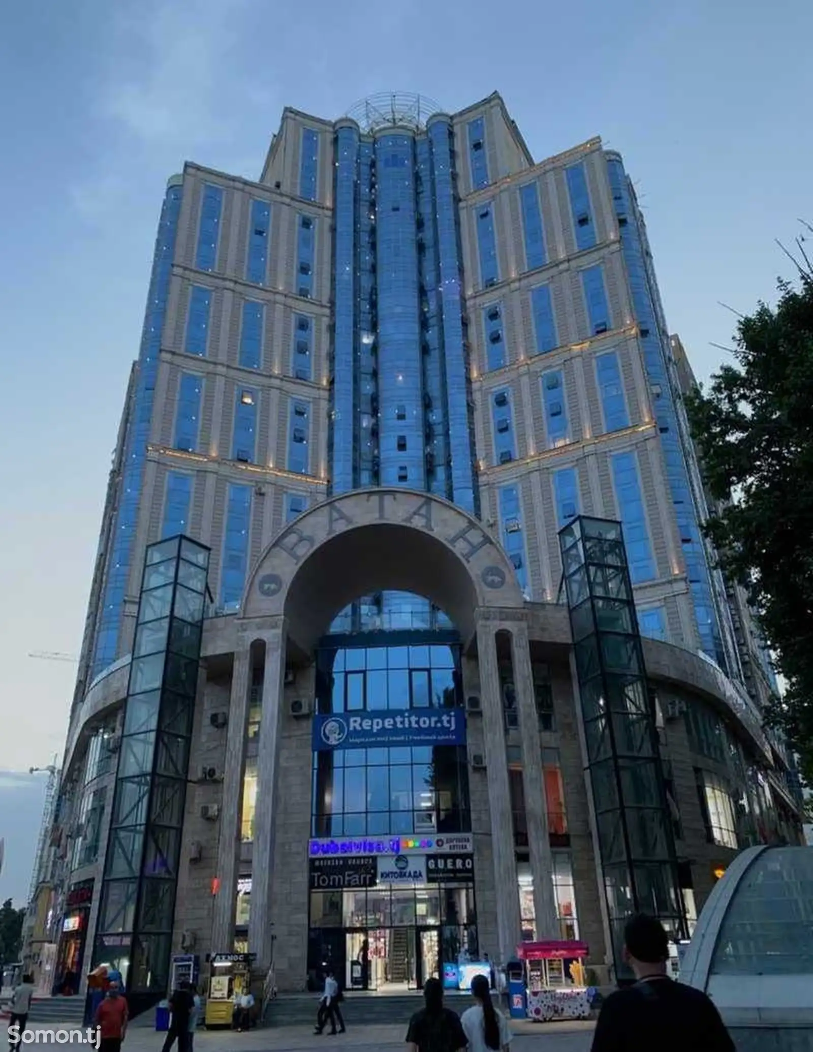 1-комн. квартира, 10 этаж, 50 м², Садбарг, Ватан-1