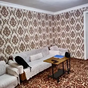 2-комн. квартира, 2 этаж, 40м², Универмаг