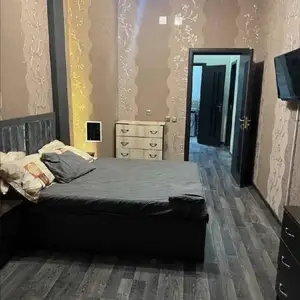 2-комн. квартира, 4 этаж, 67м², 112 мкр, Зоир оил