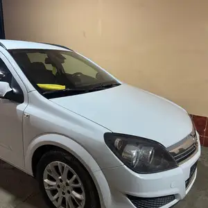 Opel Astra H, 2009