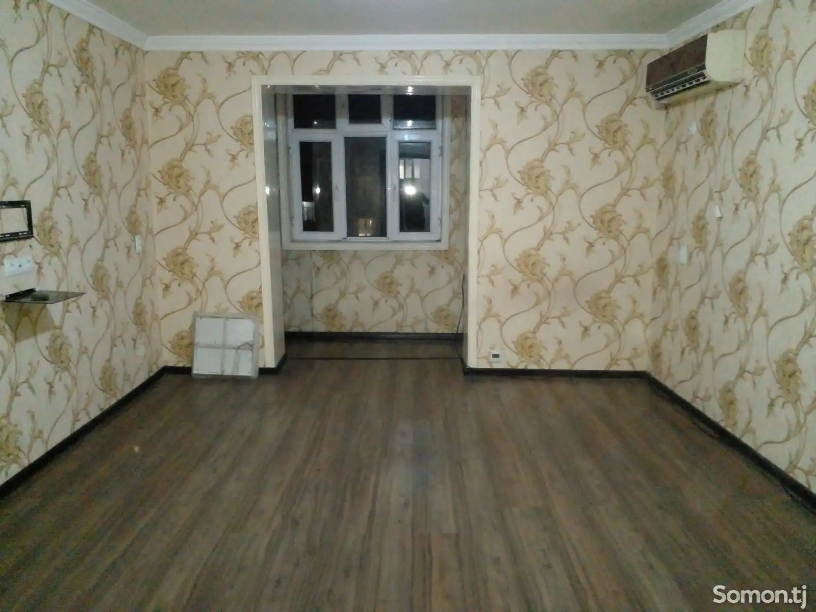 4-комн. квартира, 3 этаж, 80 м², бозори маркази-1