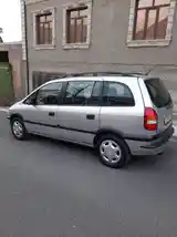 Opel Zafira, 1999-3