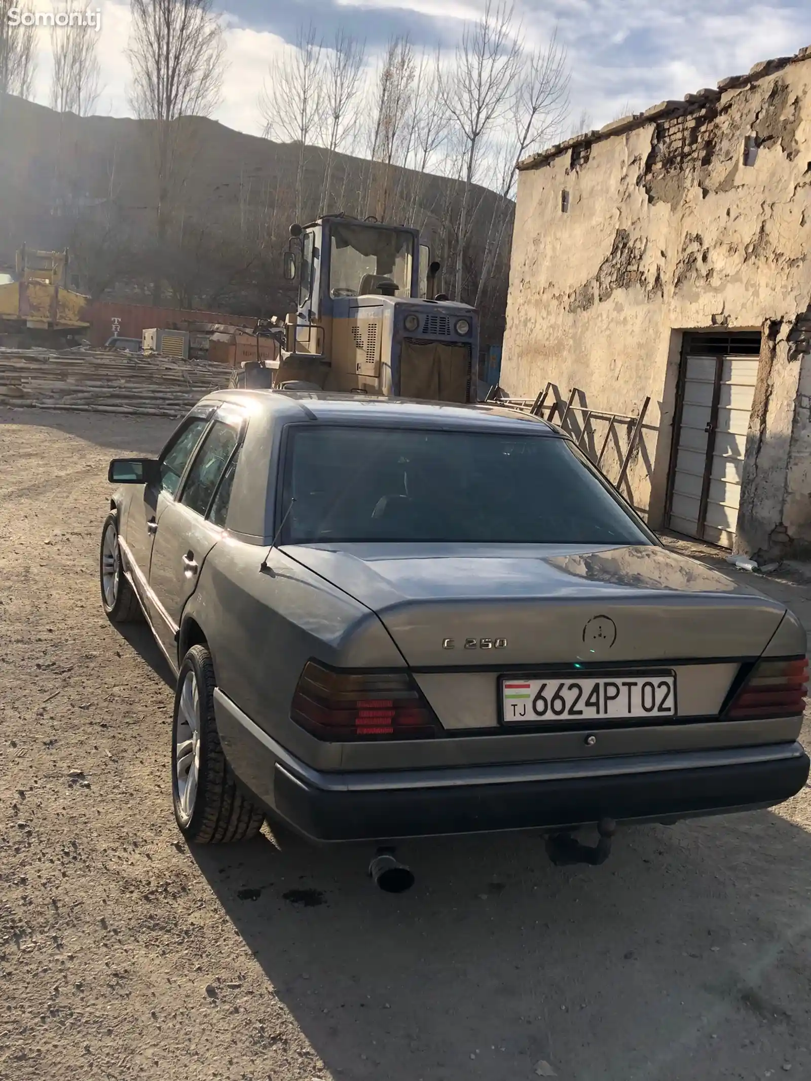 Mercedes-Benz W124, 1987-3