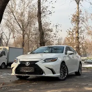 Lexus ES series, 2014