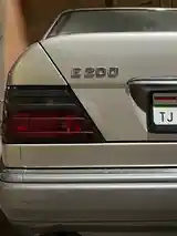 Mercedes-Benz W124, 1995-5