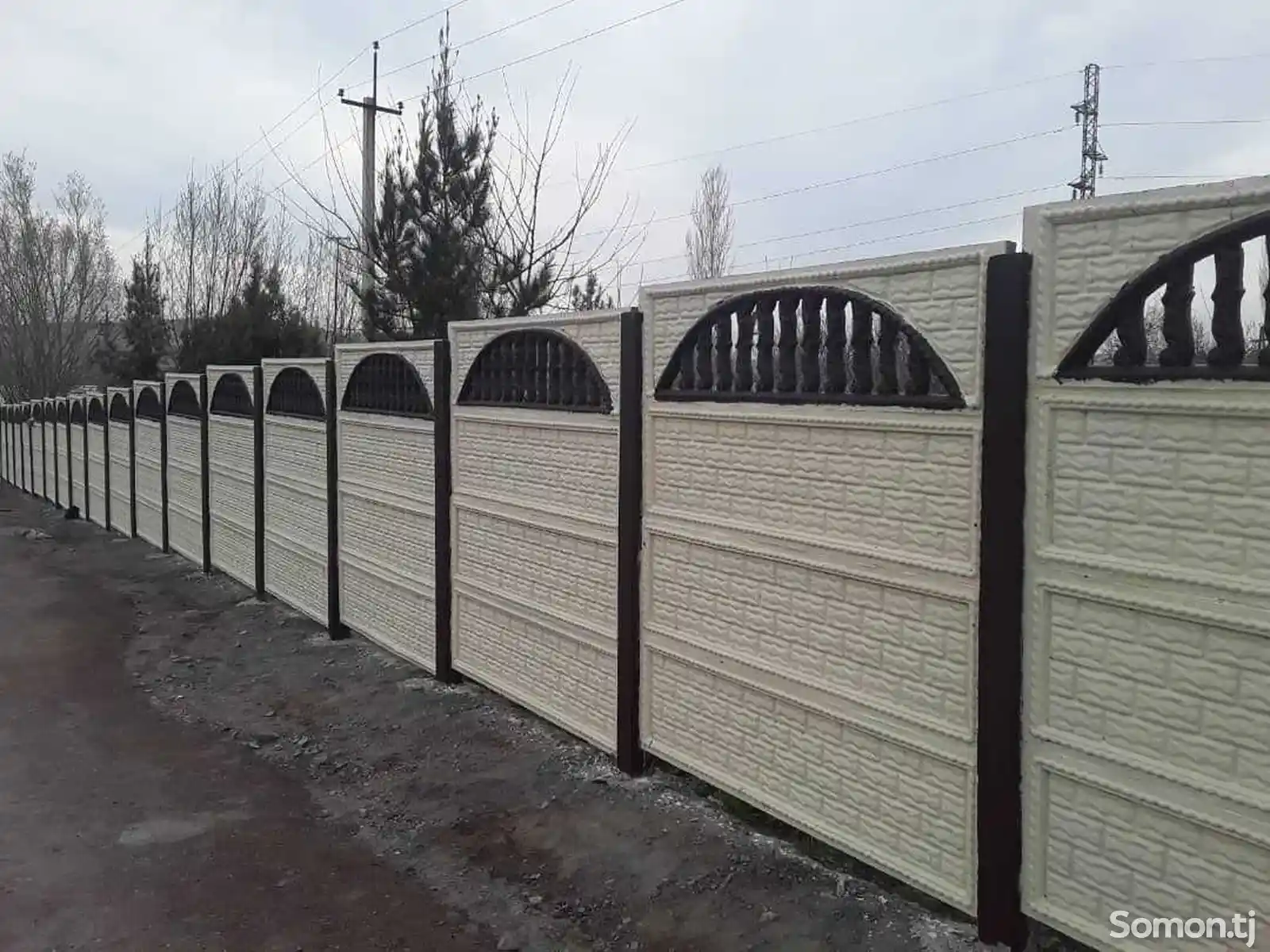 Декоративный забор из бетона-1