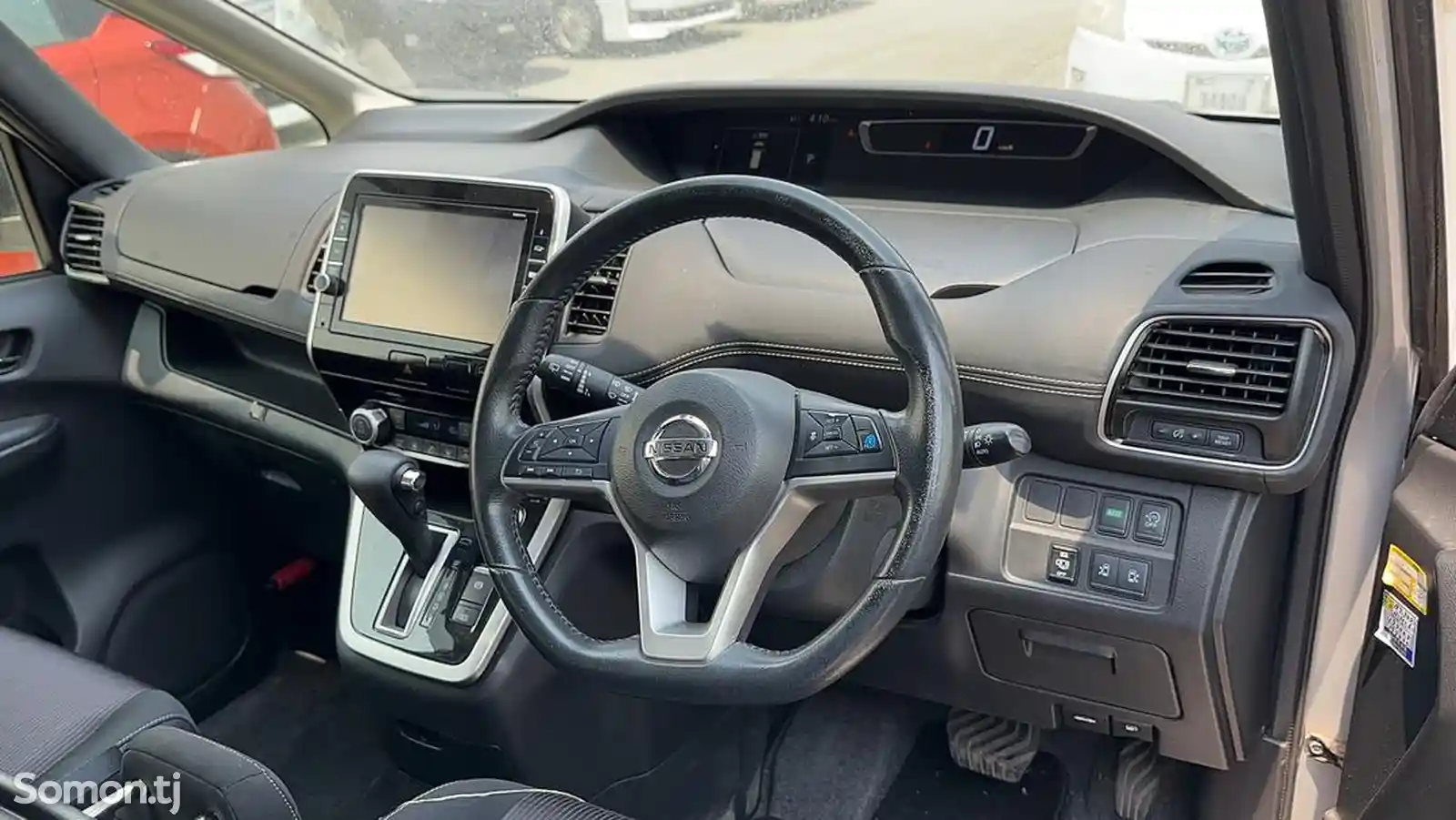 Nissan Serena, 2016-11