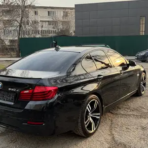 BMW 5 series, 2015