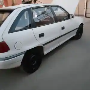 Opel Astra F, 1991