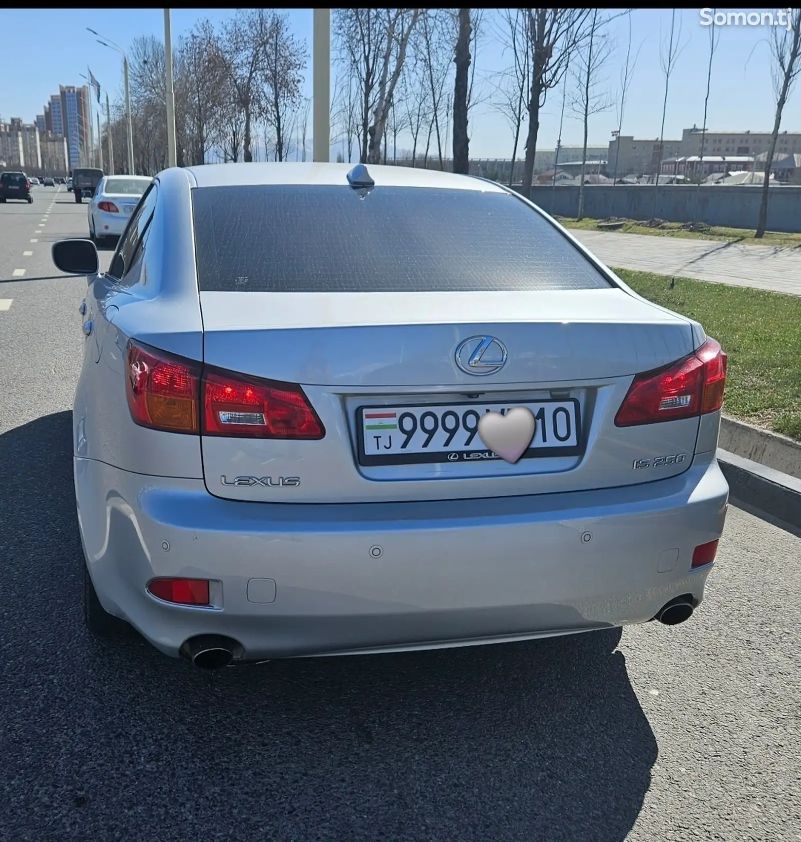 Задние фары на Lexus IS 250