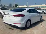 Hyundai Elantra, 2018-3