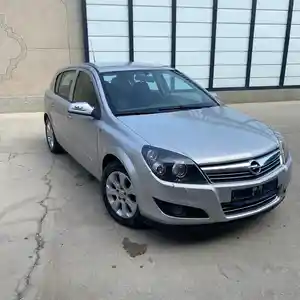 Opel Astra H, 2009