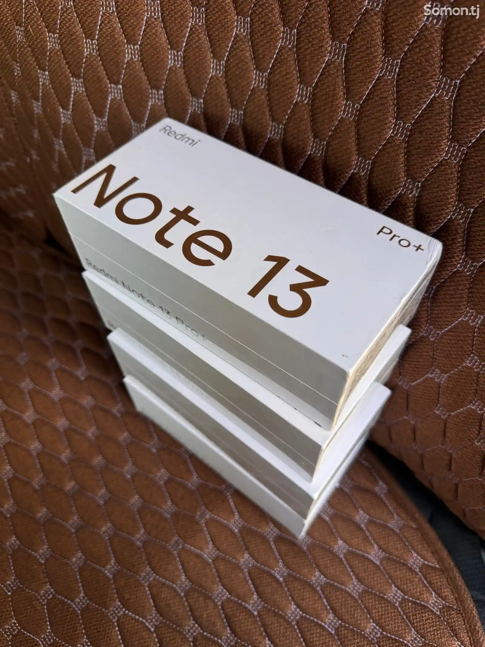 Xiaomi Redmi Note 13 Pro Plus 12/256Gb-1