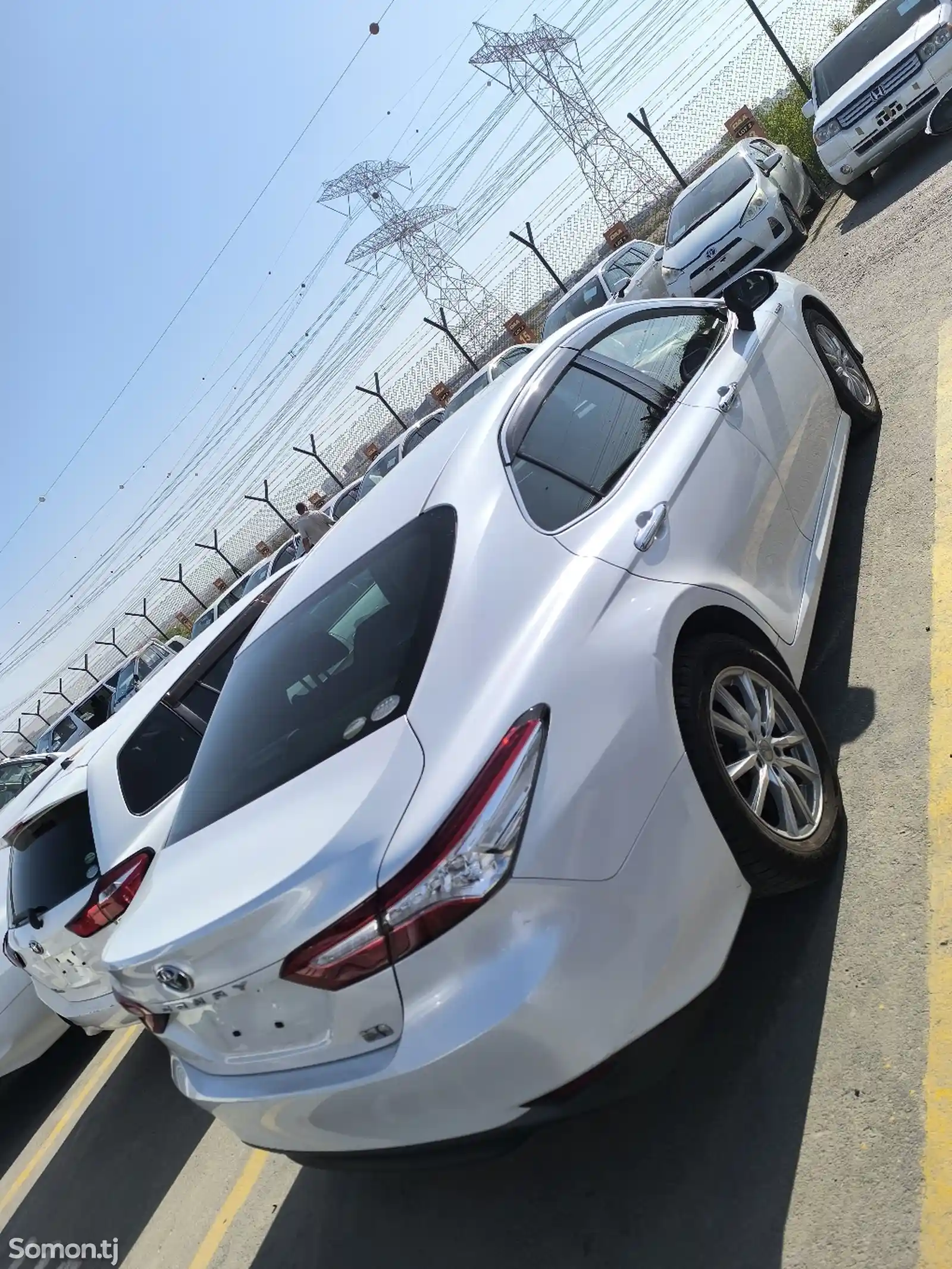 Toyota Camry, 2018-13