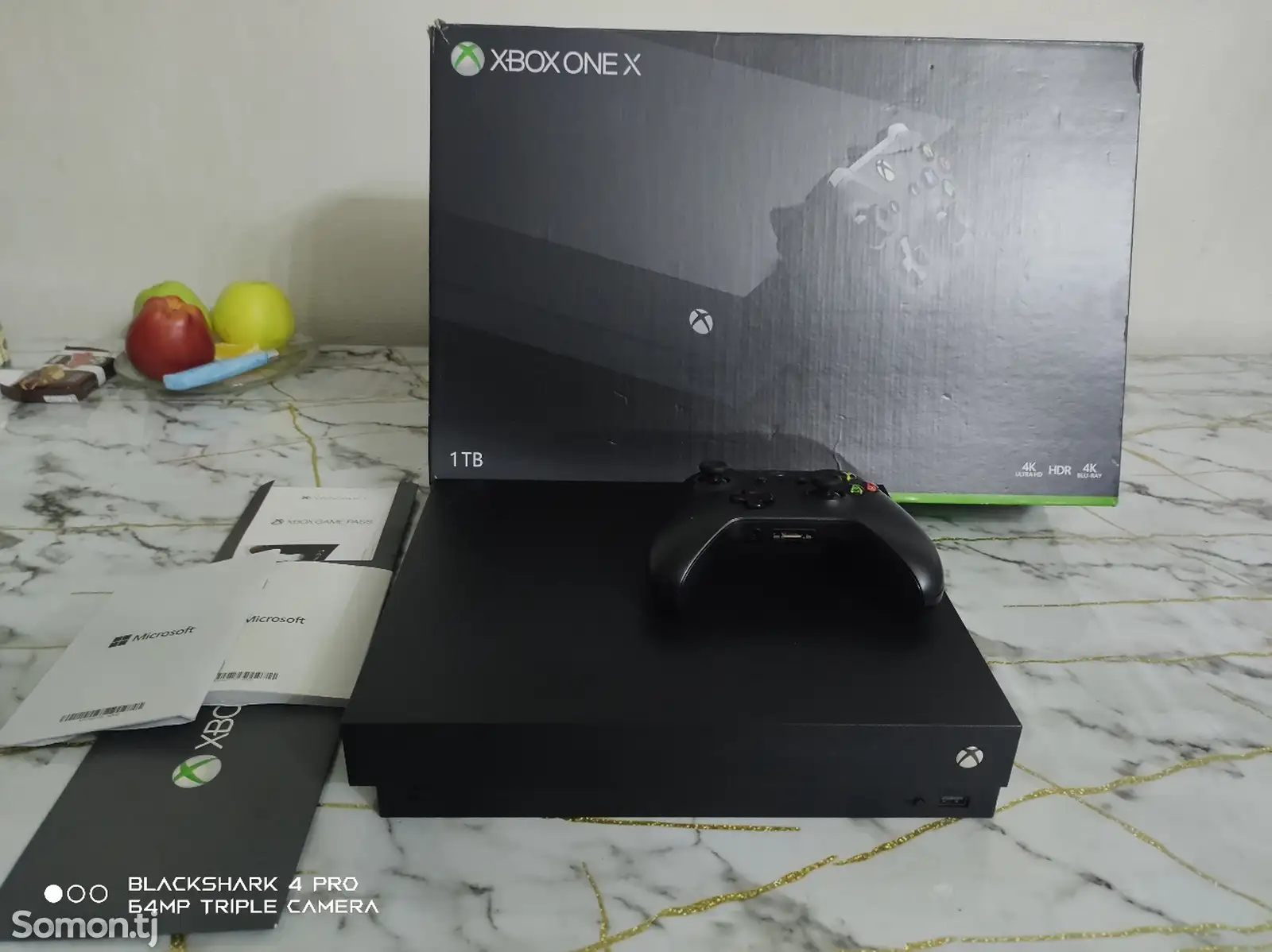 Игровая приставка Xbox One X 4k-1