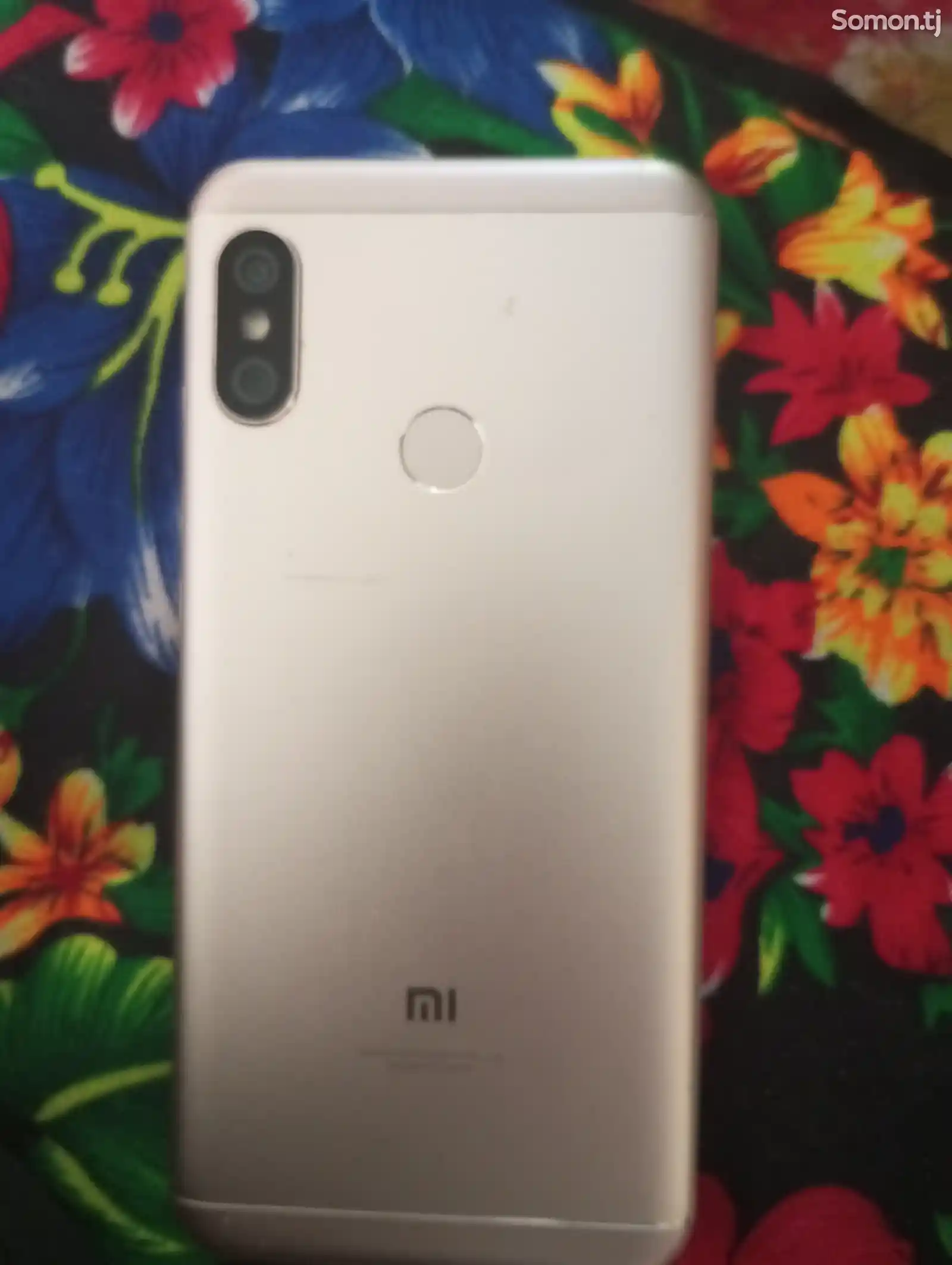 Телефон Xiaomi