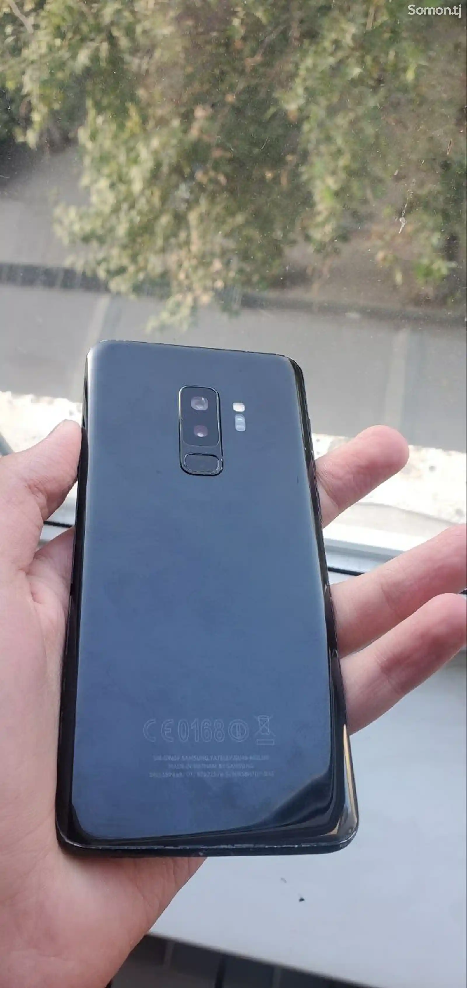 Samsung Galaxy S9 plus-1