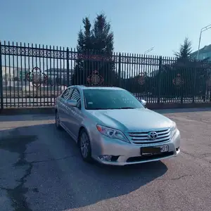 Toyota Avalon, 2011