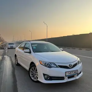 Toyota Camry, 2013