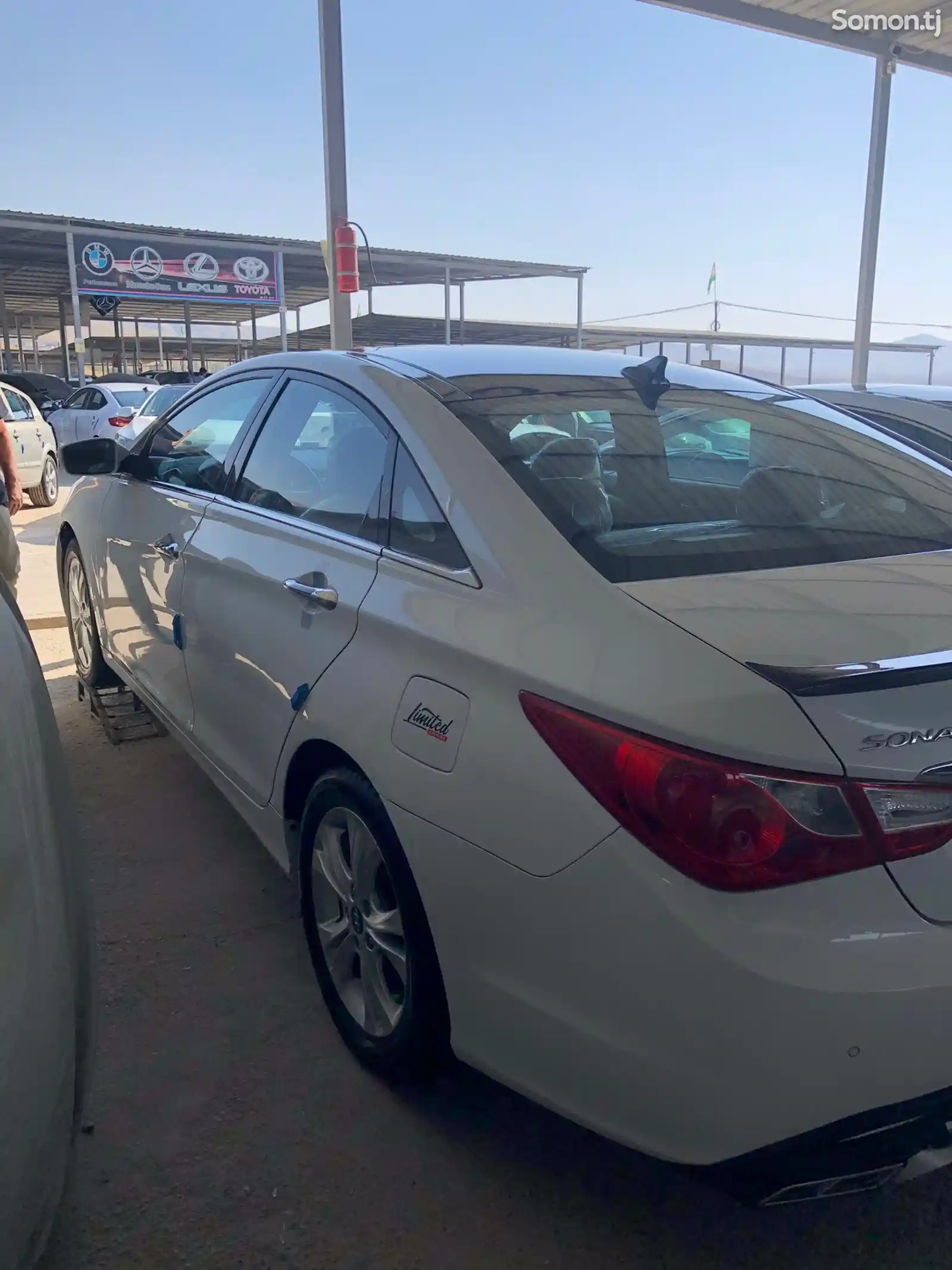 Hyundai Sonata, 2010-8