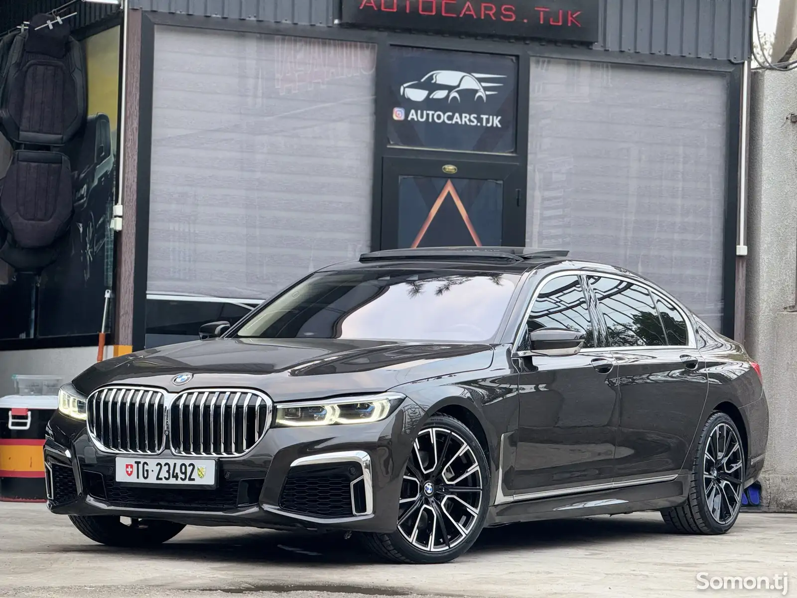 BMW 7 series, 2017-1