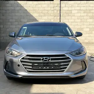 Hyundai Elantra, 2017