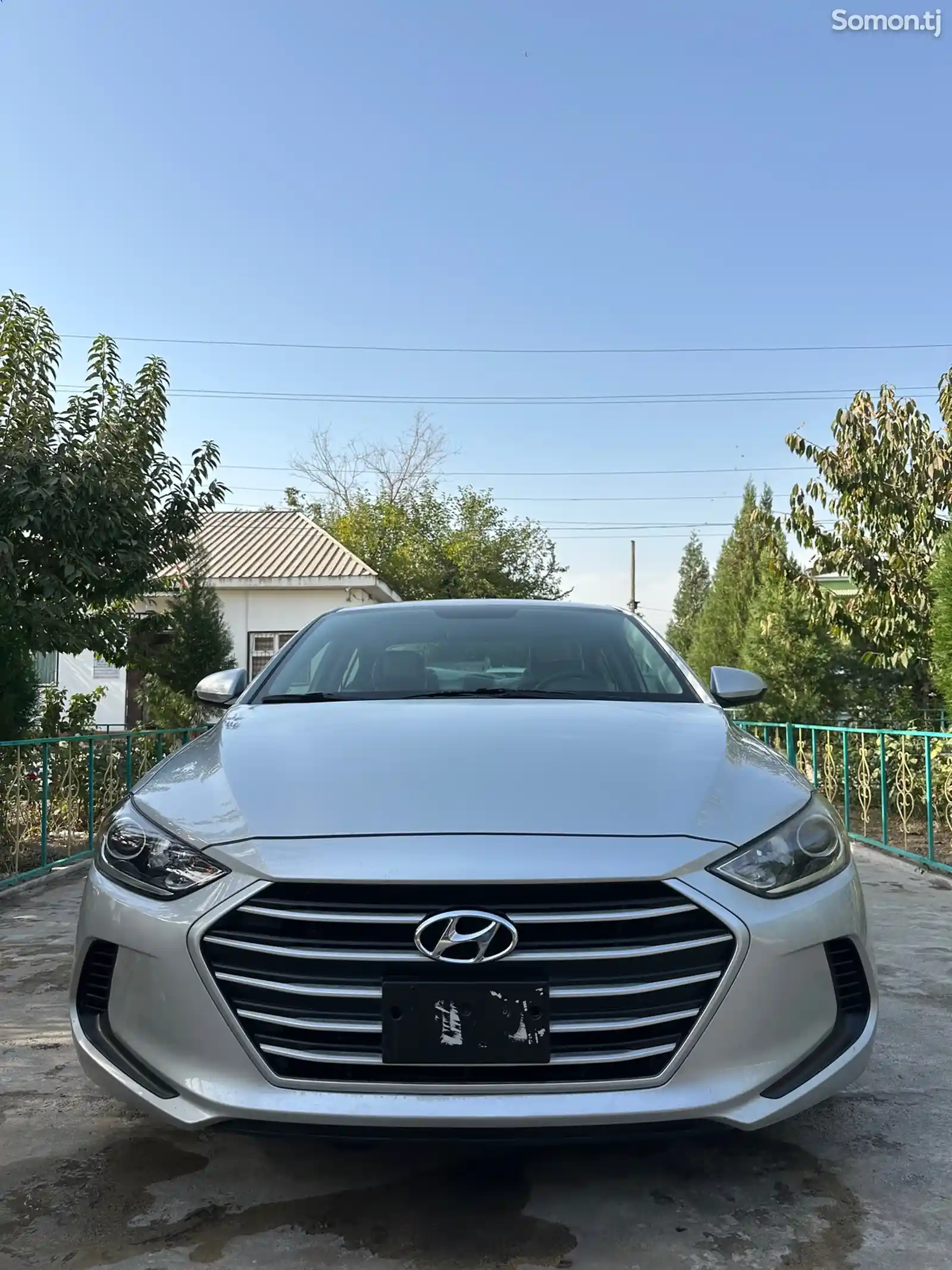 Hyundai Elantra, 2017-1