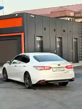 Toyota Camry, 2018-5