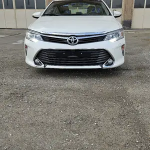 Toyota Camry, 2015