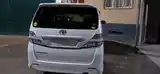 Toyota Vellfire, 2014-4