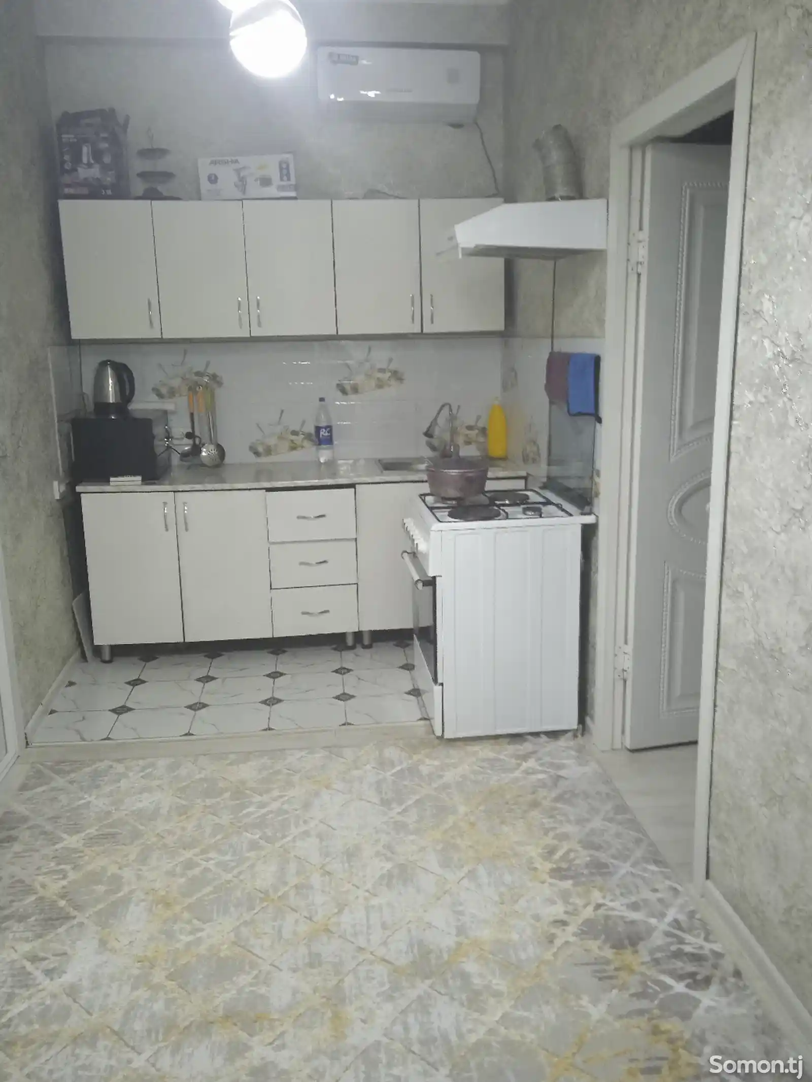 2-комн. квартира, 12 этаж, 70 м², карасинка-4