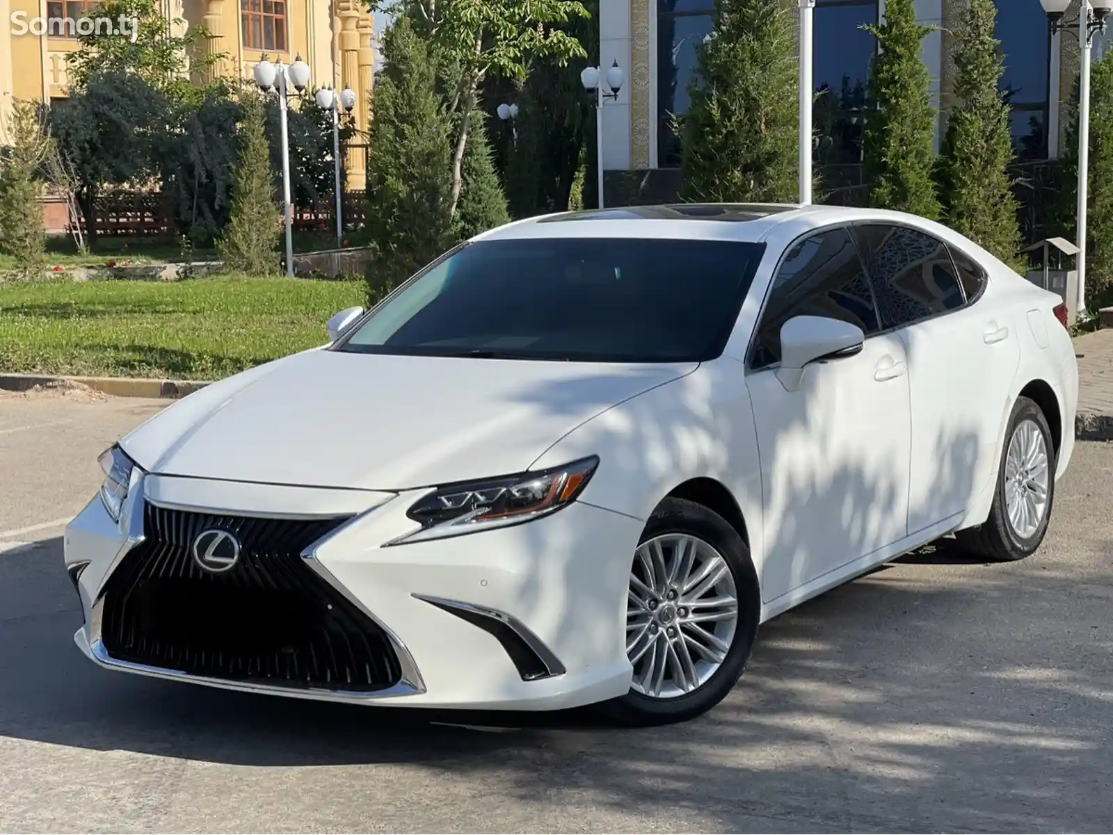 Lexus ES series, 2015-3