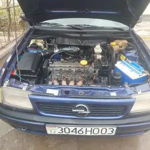 Opel Astra F, 1995