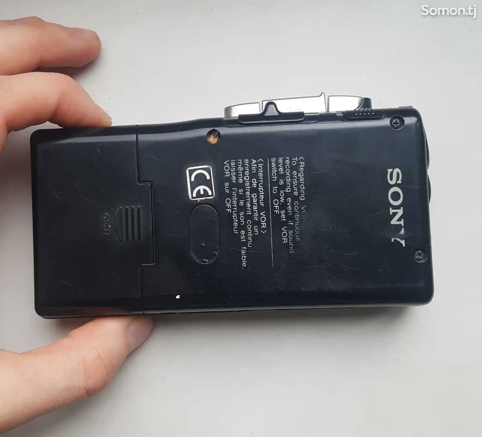Ретро диктофон Sony-2