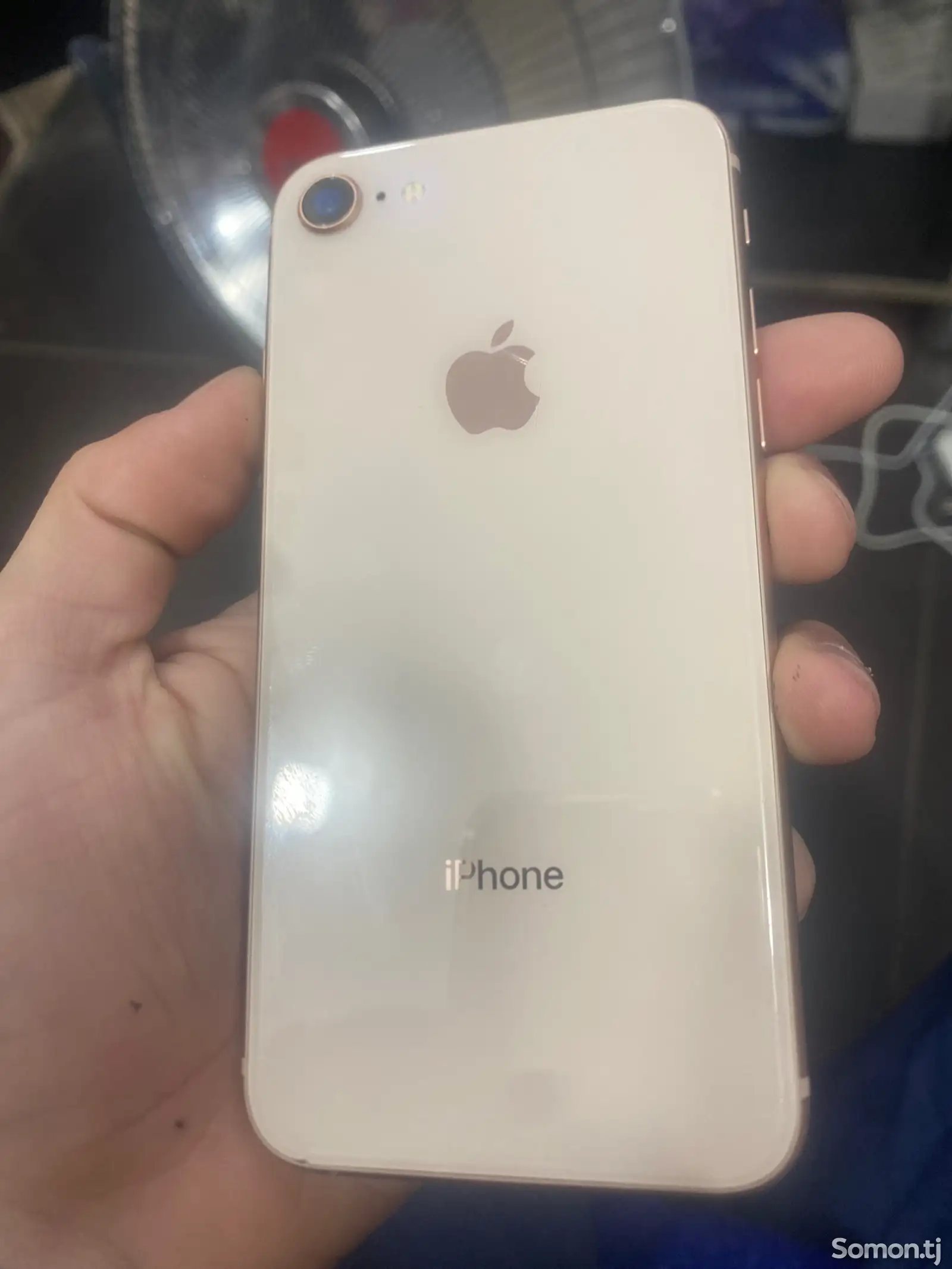 Apple iPhone 8, 64 gb, Gold