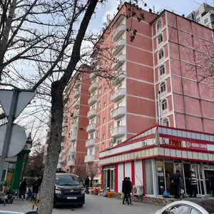 3-комн. квартира, 4 этаж, 86 м², 82 мкр ТЦ Саодат КФС