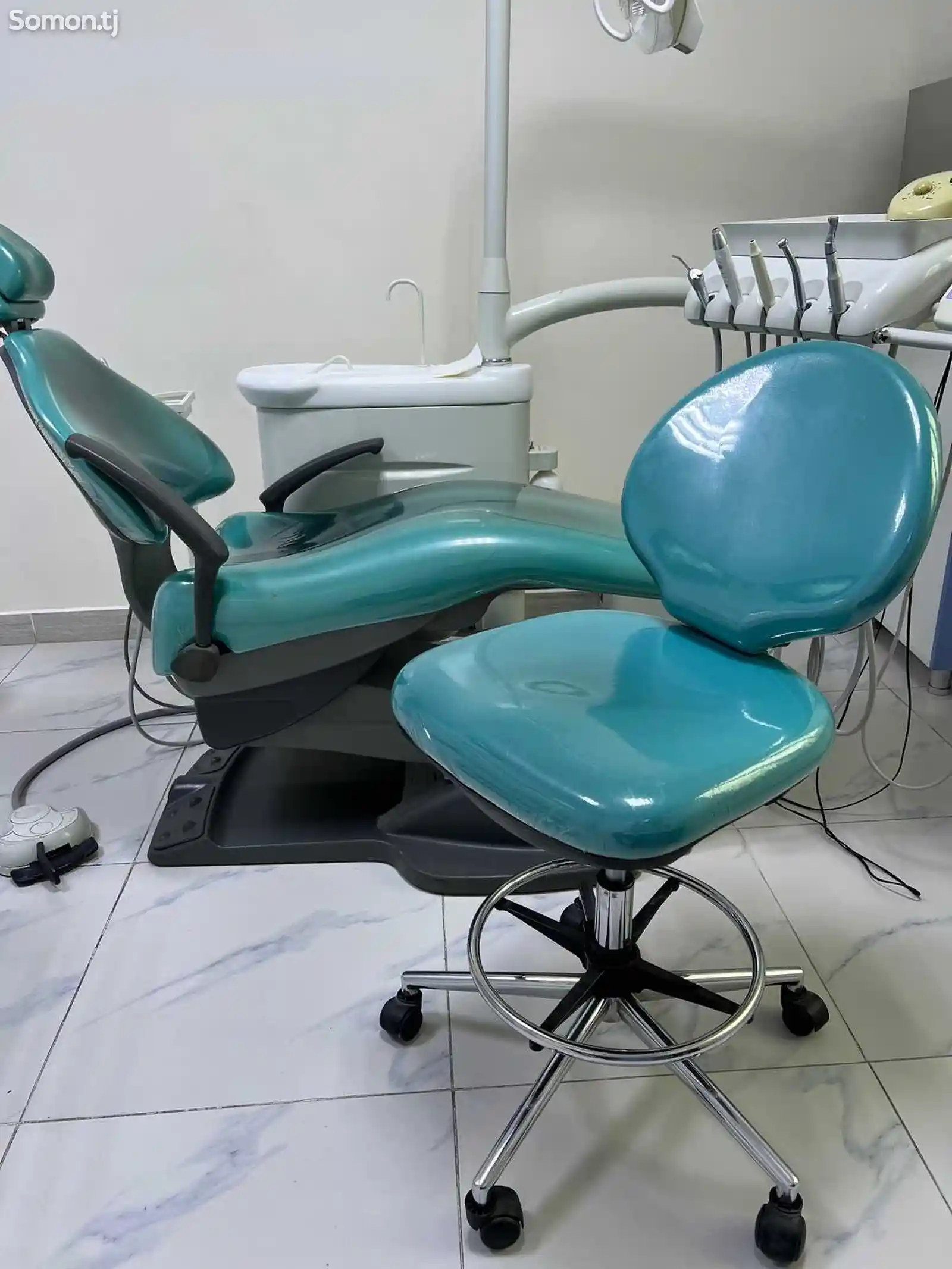 Стоматологическое кресло-3