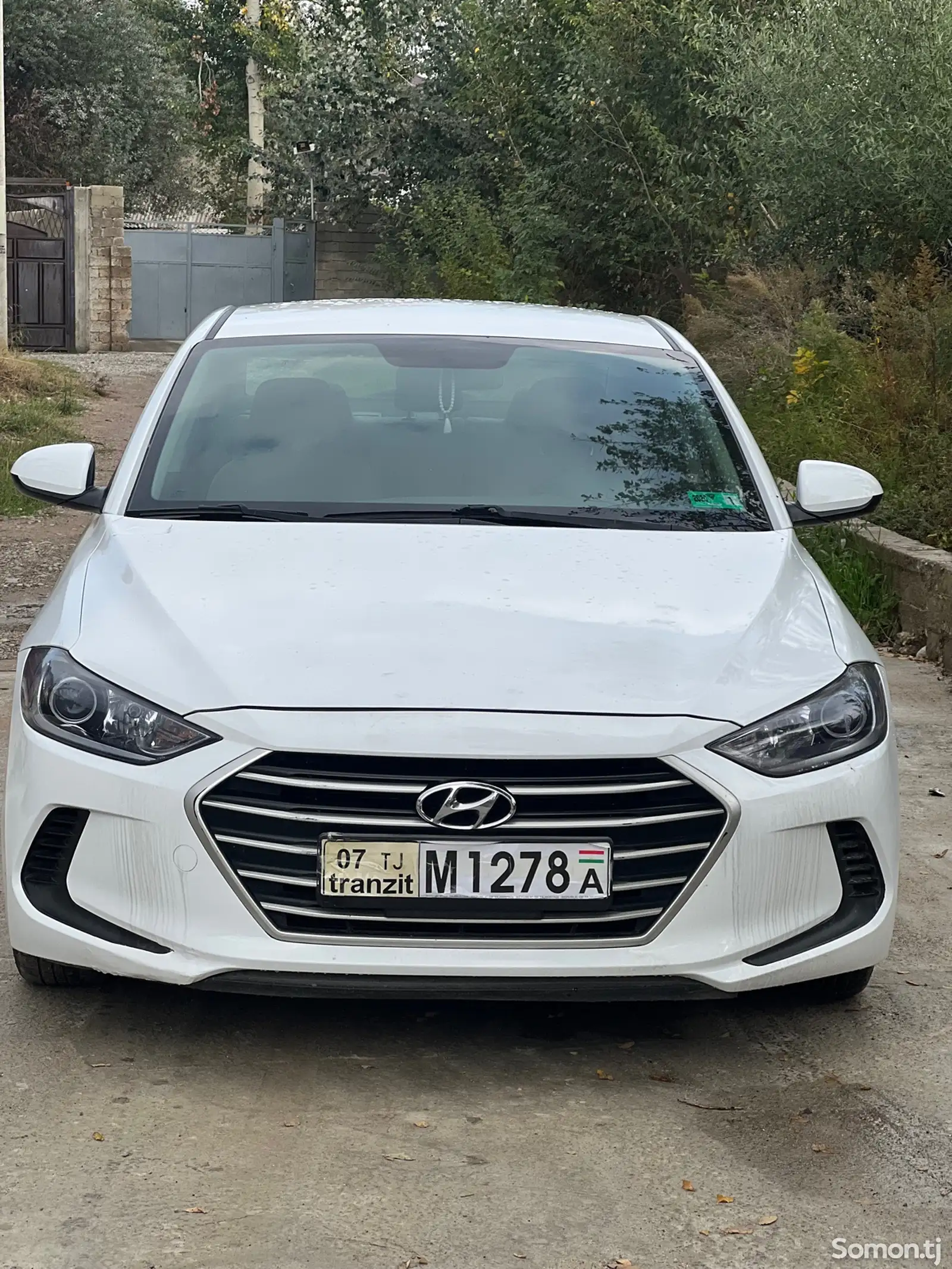 Hyundai Elantra, 2017-1