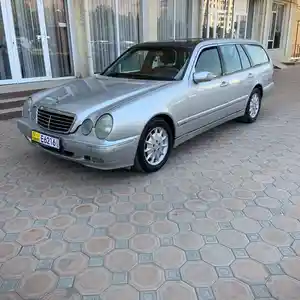 Mercedes-Benz E class, 2001