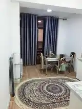 2-комн. квартира, 5 этаж, 50м², Центр, Ашан, Овир-2