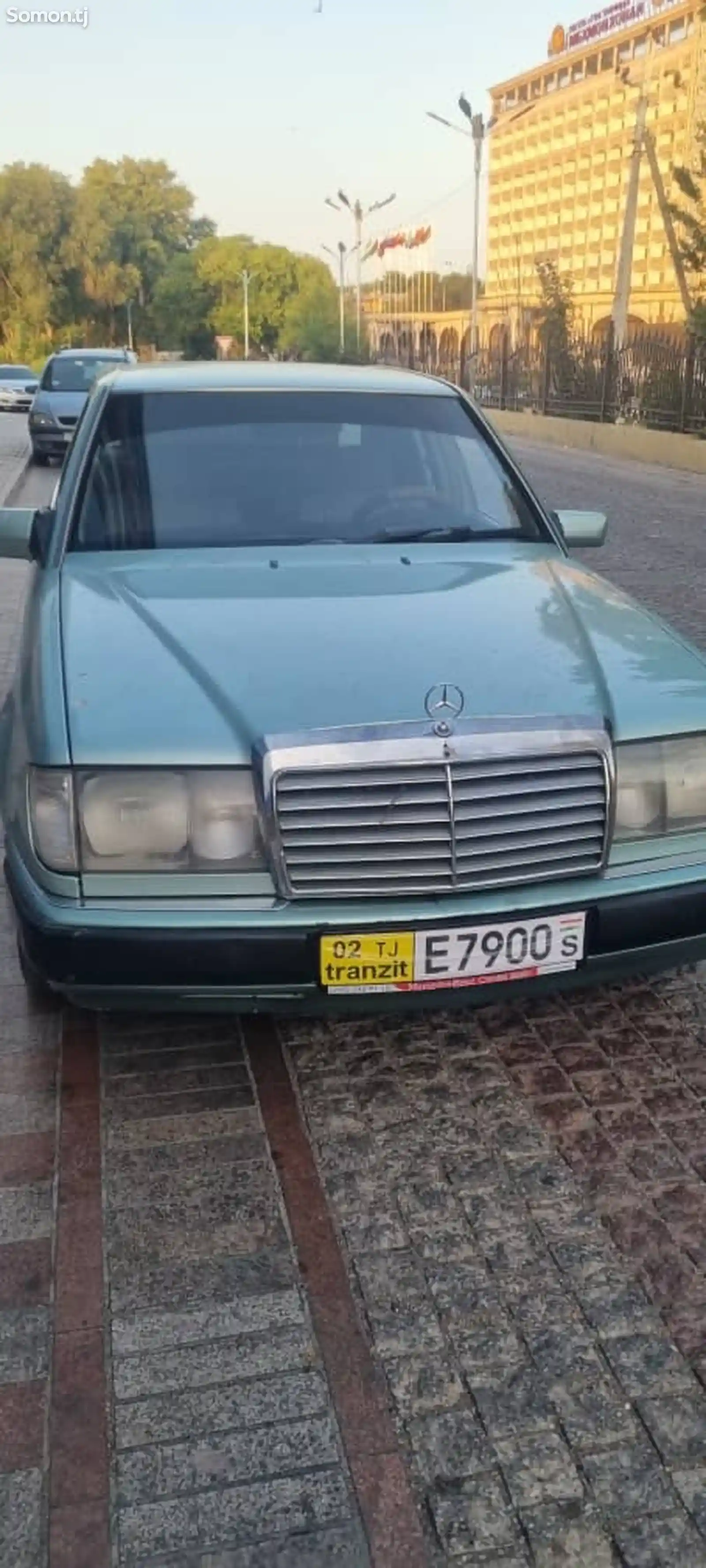 Mercedes-Benz E class, 1991-4